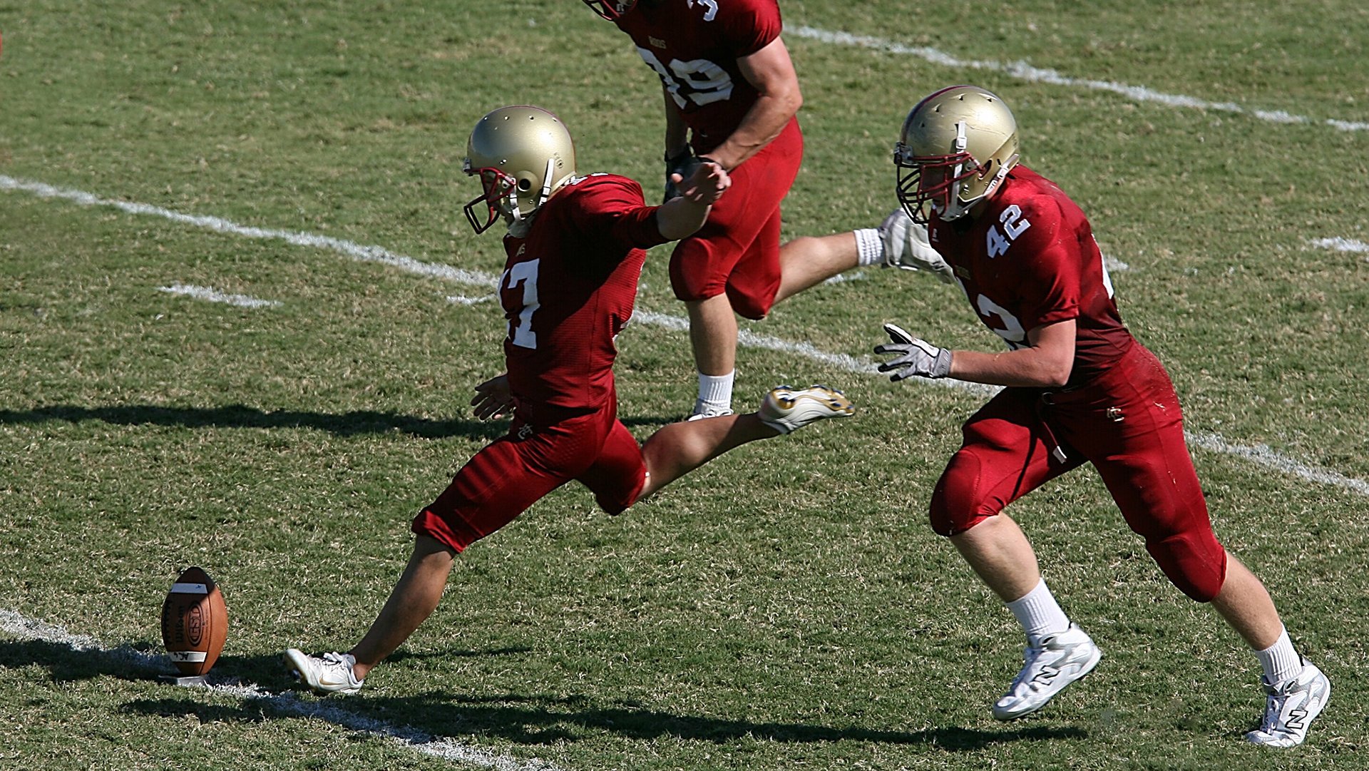 字母哥跨界入围英超最佳阵容候选，体育营销的破圈新逻辑|MK体育官网